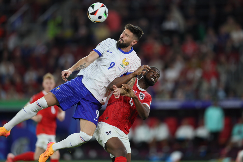 奥地利队逆转法国队，波尔统治全场