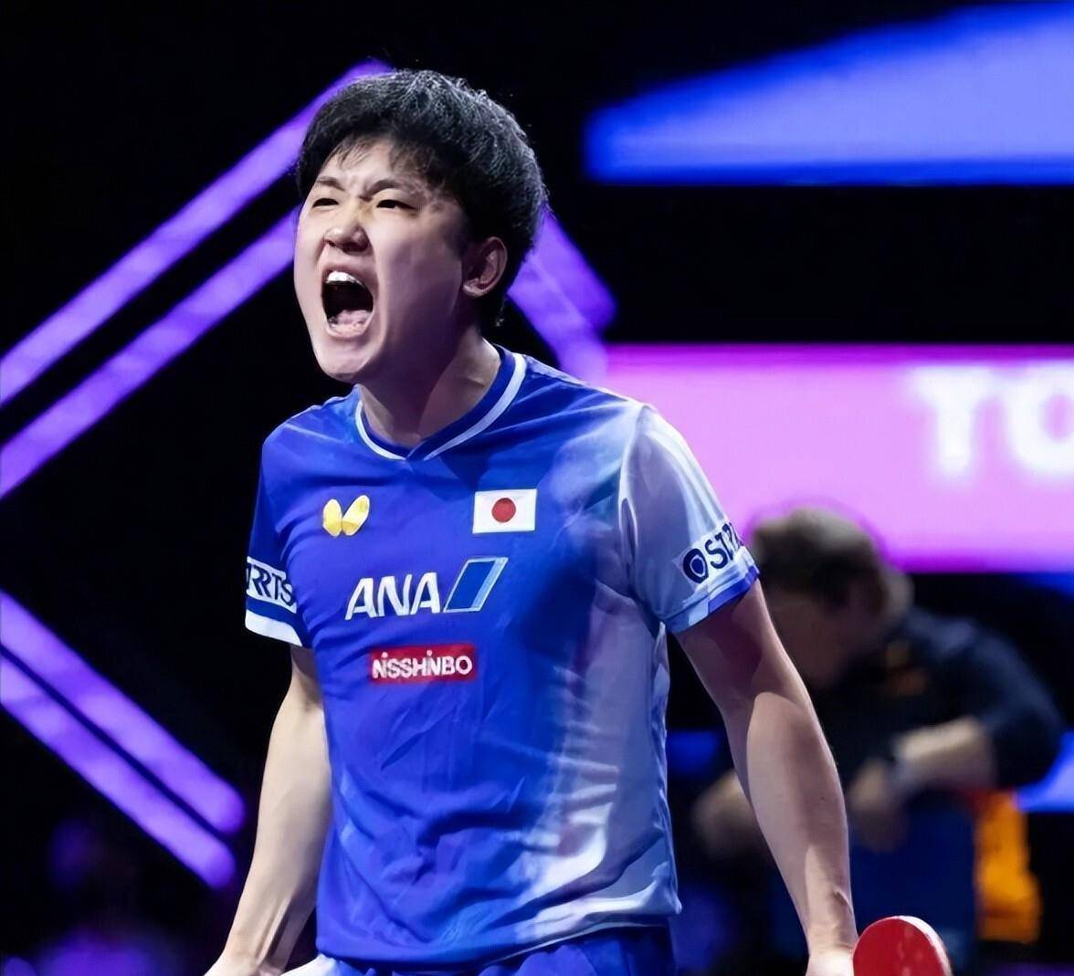 法国队完胜日本队,张本智和高光表现 法国队完胜日本队,张本智和高光表现