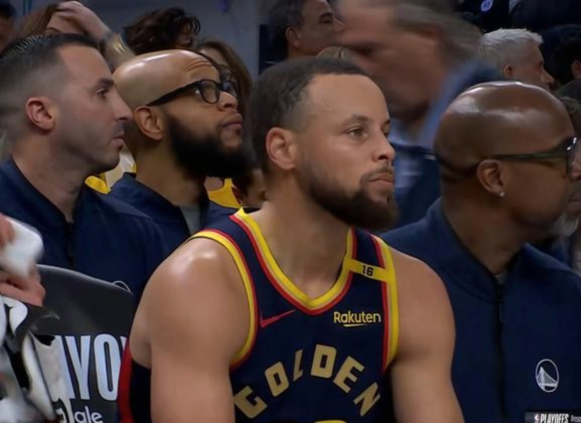 勇士碾压国王，布克带队取胜