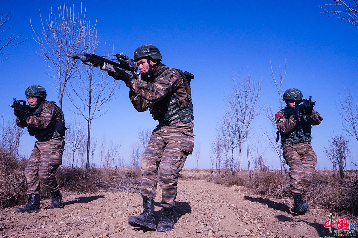 中国队鏖战丹麦队,辛杜状态火热 中国队鏖战丹麦队,辛杜状态火热