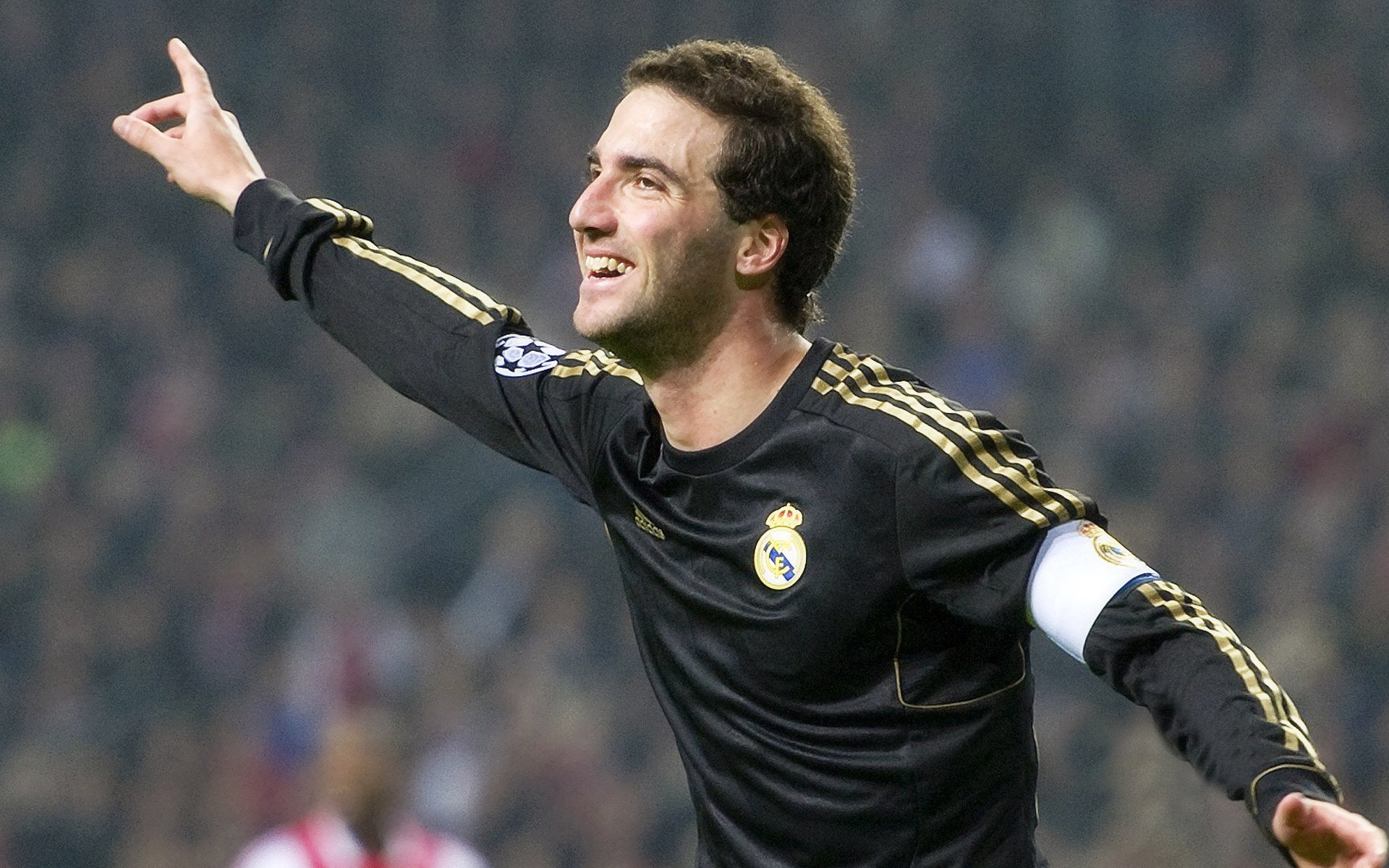 梦幻对决,福登爆发联手阿根廷,连续得分压制里昂