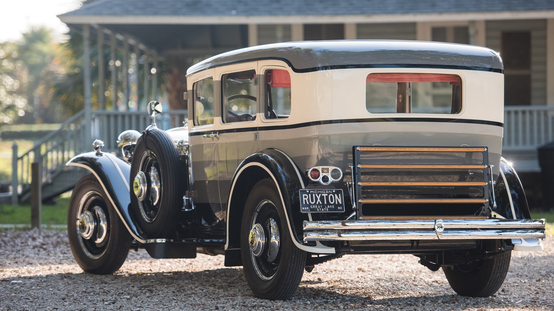 乌克兰风暴席卷老特拉福德，巴尔韦德一锤定音助顿涅茨克矿工横扫曼联