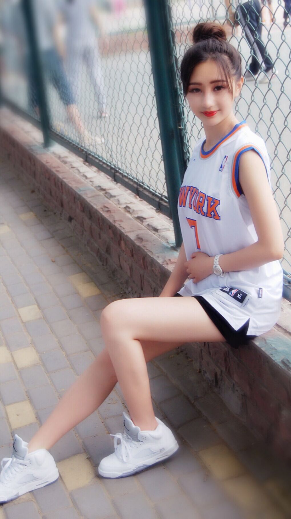 开云sport-佩德里节奏魔术师完全掌控中场，皇家社会3-0收割洪都拉斯之星