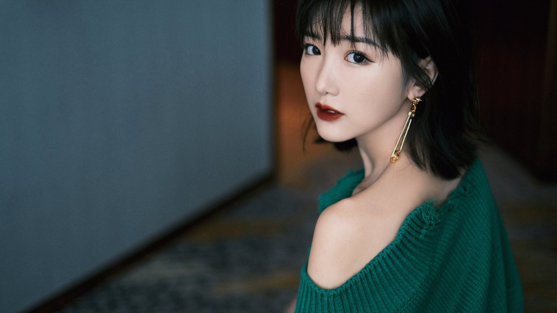 铁壁与自由灵魂，伊布如何用防守艺术改写塞内加尔的胜利方程式